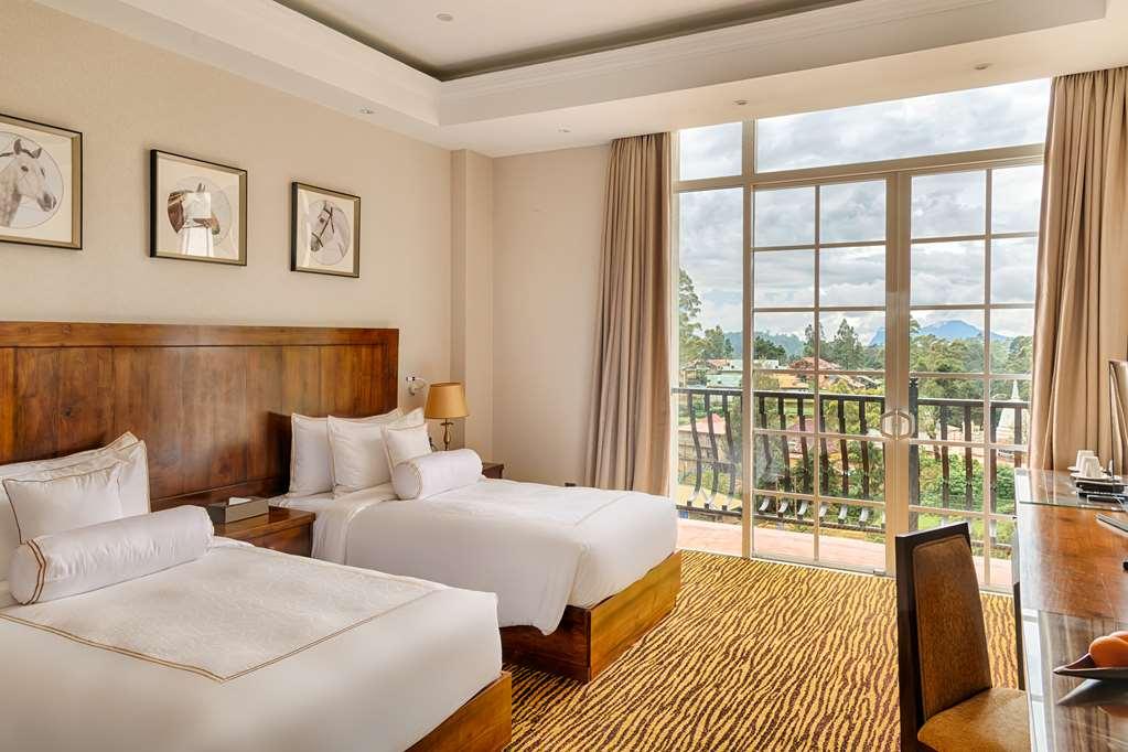 The Golden Ridge Hotel Nuwara Eliya Room photo