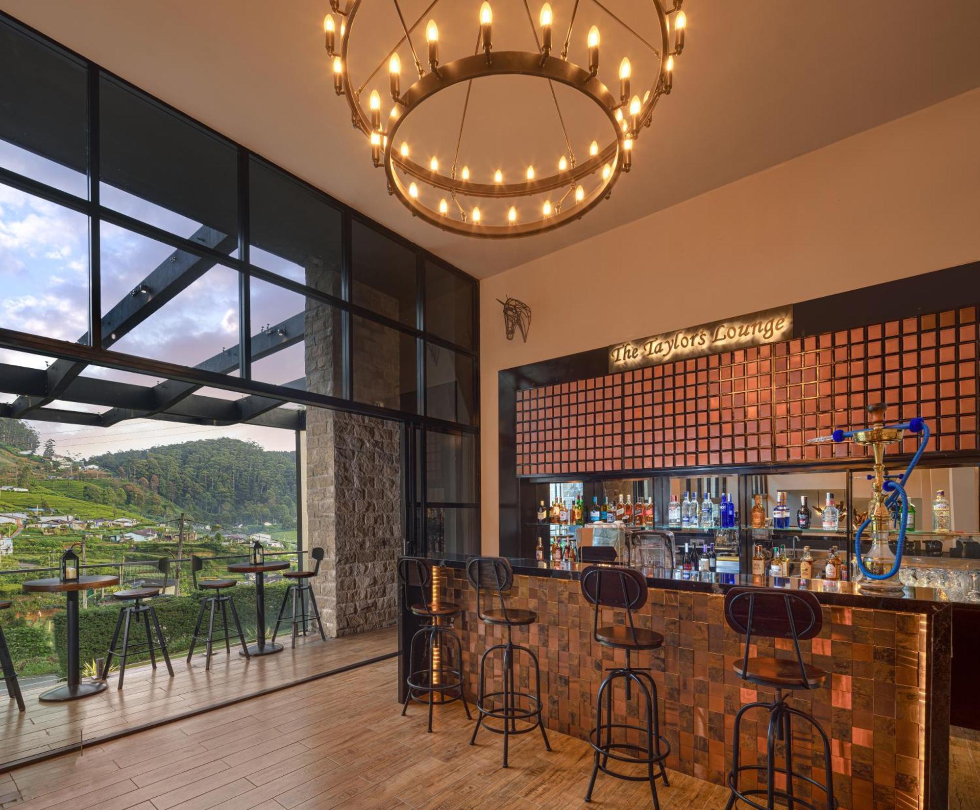 The Golden Ridge Hotel Nuwara Eliya Exterior photo