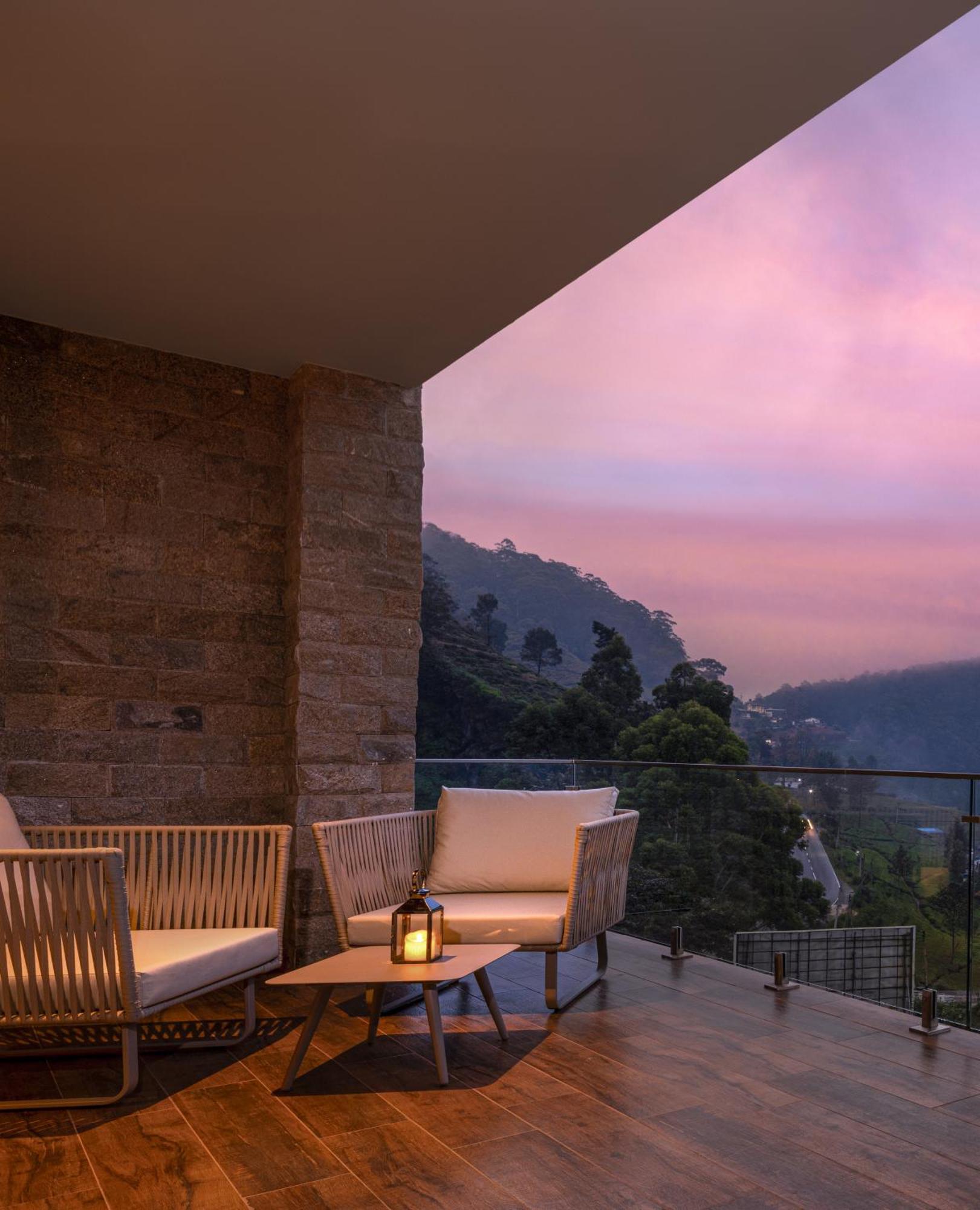 The Golden Ridge Hotel Nuwara Eliya Exterior photo